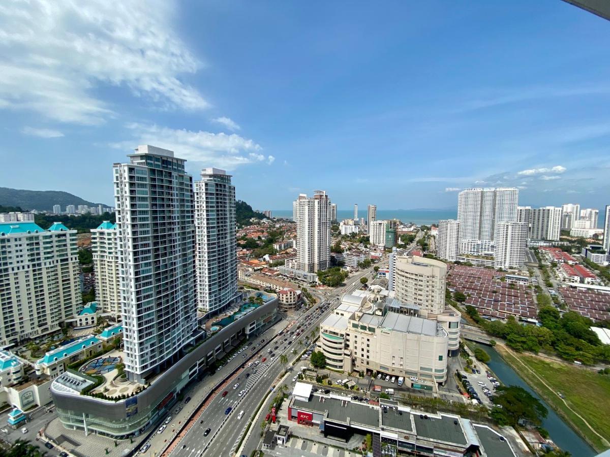 The Landmark - 800 Sqf Studio With Balcony Apartment George Town Exterior photo